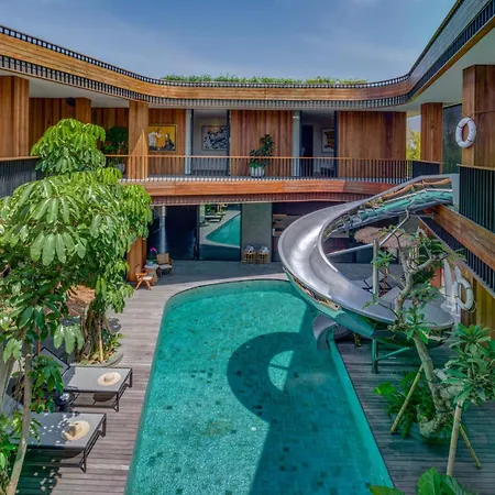 Akashi Residence